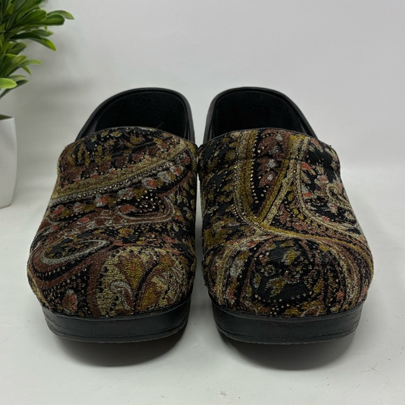 Dansko size 39 Velvet Paisley Vegan Clogs - Picture 5 of 14